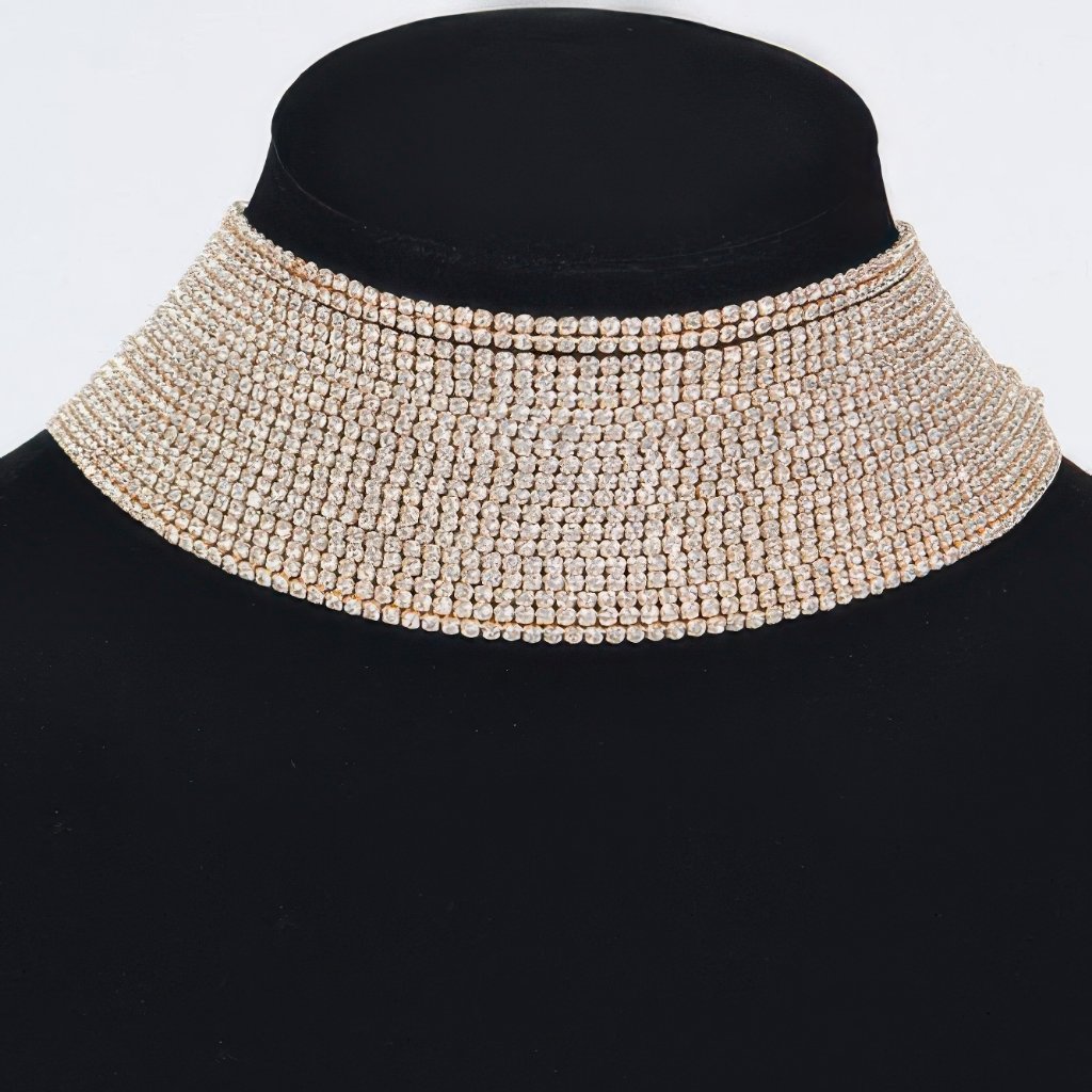 Thick Rhinestone Choker Necklace 42$